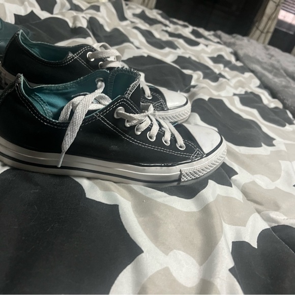 Converse - Picture 2 of 5